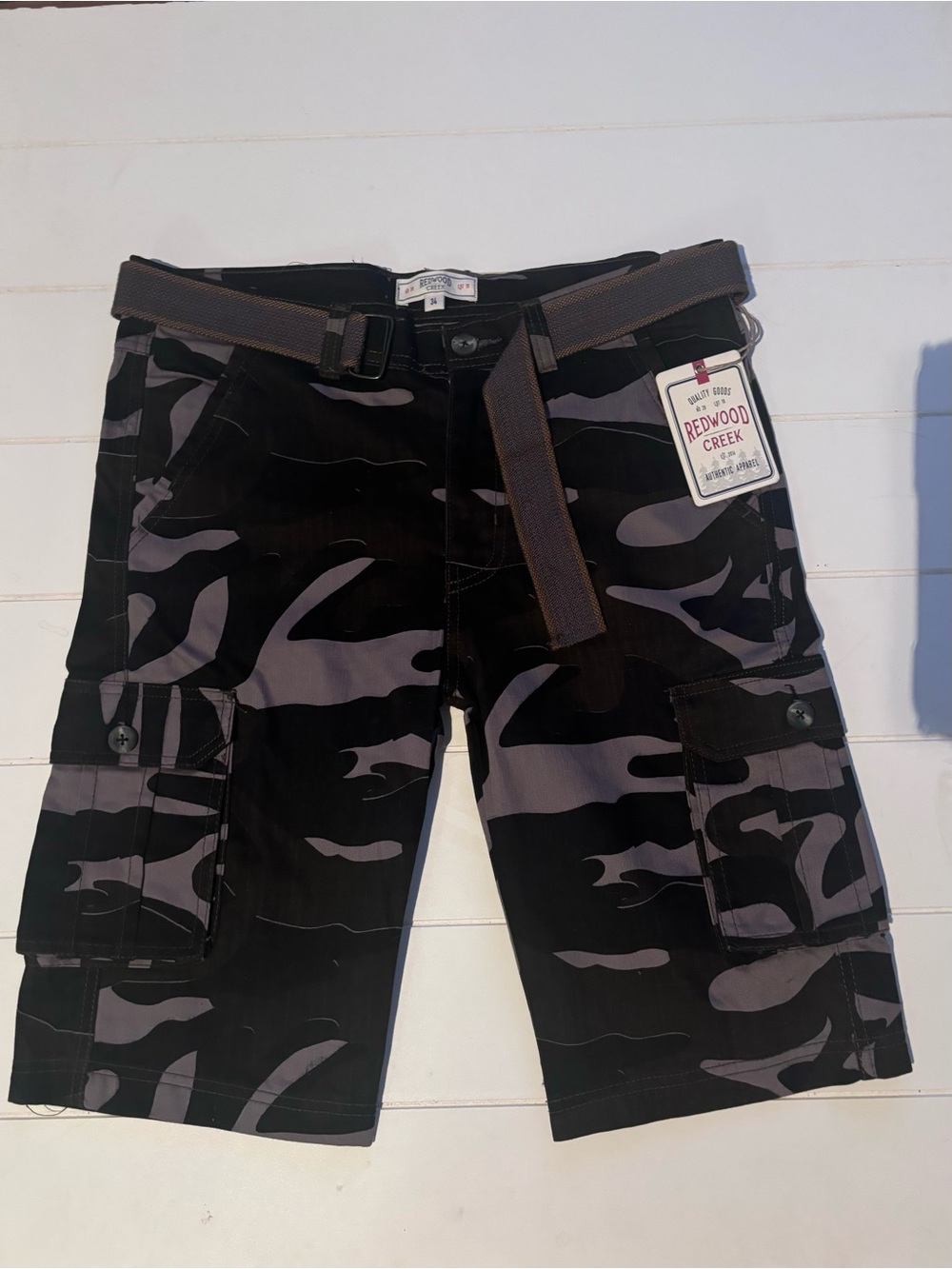 Redwood Creek Black & Gray Camouflage Camo Cargo Belted Young Men’s Shorts 32/34